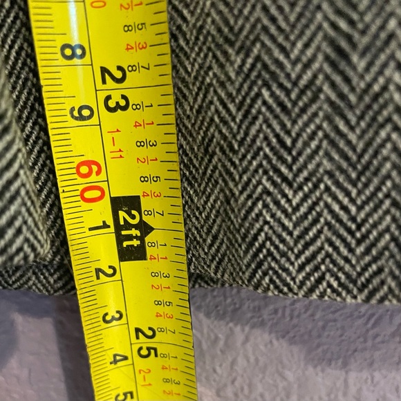 Ann Taylor Loft houndstooth skirt - Picture 3 of 4